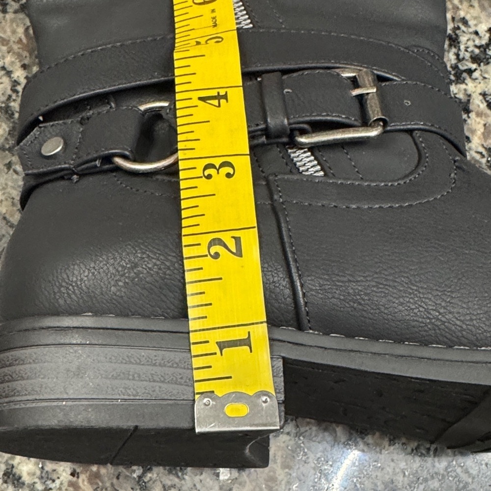 XOXO Black Textured sweater riding Boots NWOT 9.5 - Picture 11 of 12
